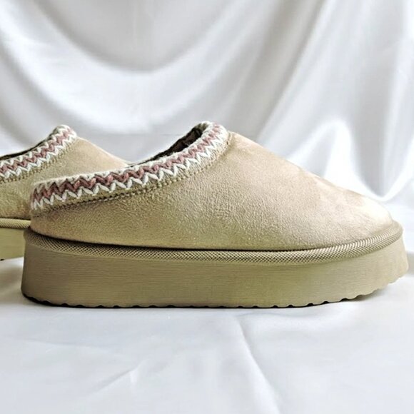 Women's Size 8 Medium Falls Creek Slip On Shoes NEW (NWT) - Picture 4 of 7